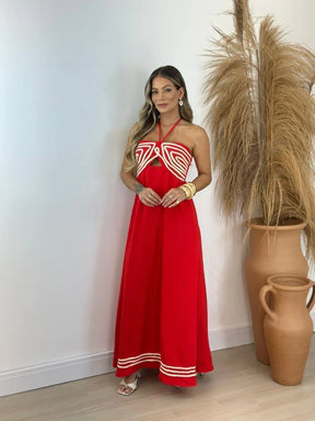 Vestido Longo com Detalhe Bordado