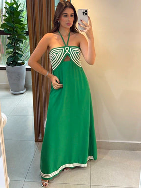 Vestido Longo com Detalhe Bordado
